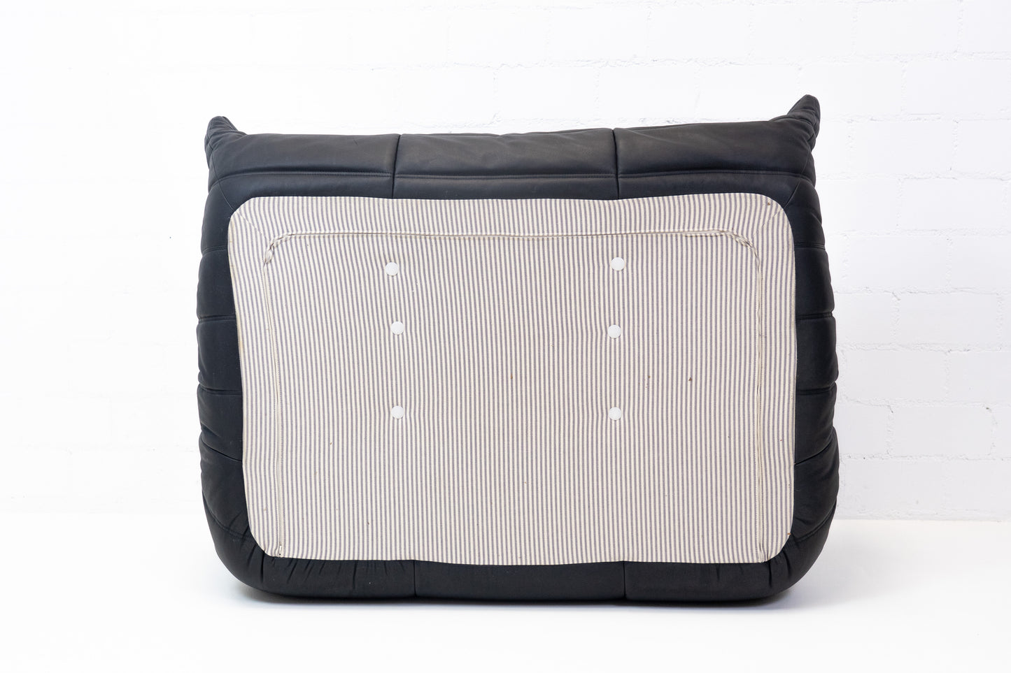 Ligne Roset Togo Sofa Leder