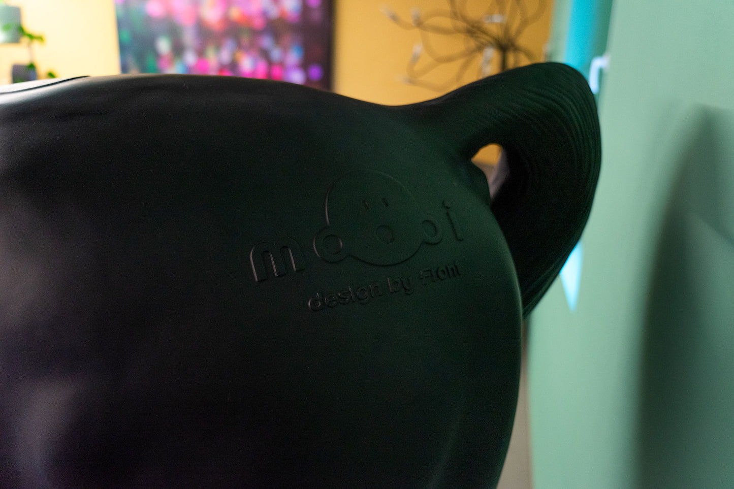 Moooi Horse Lamp Front Design