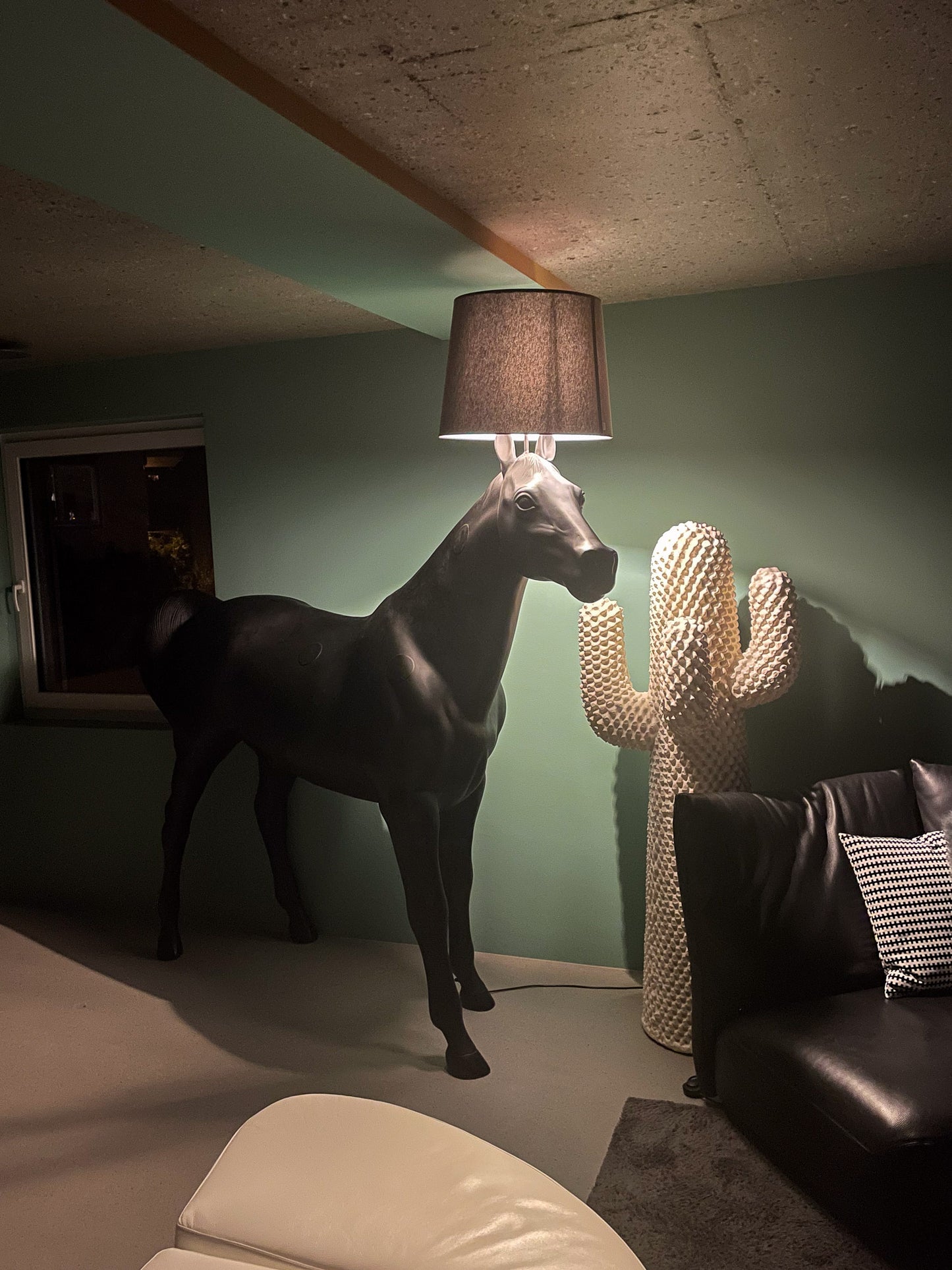 Moooi Horse Lamp Front Design