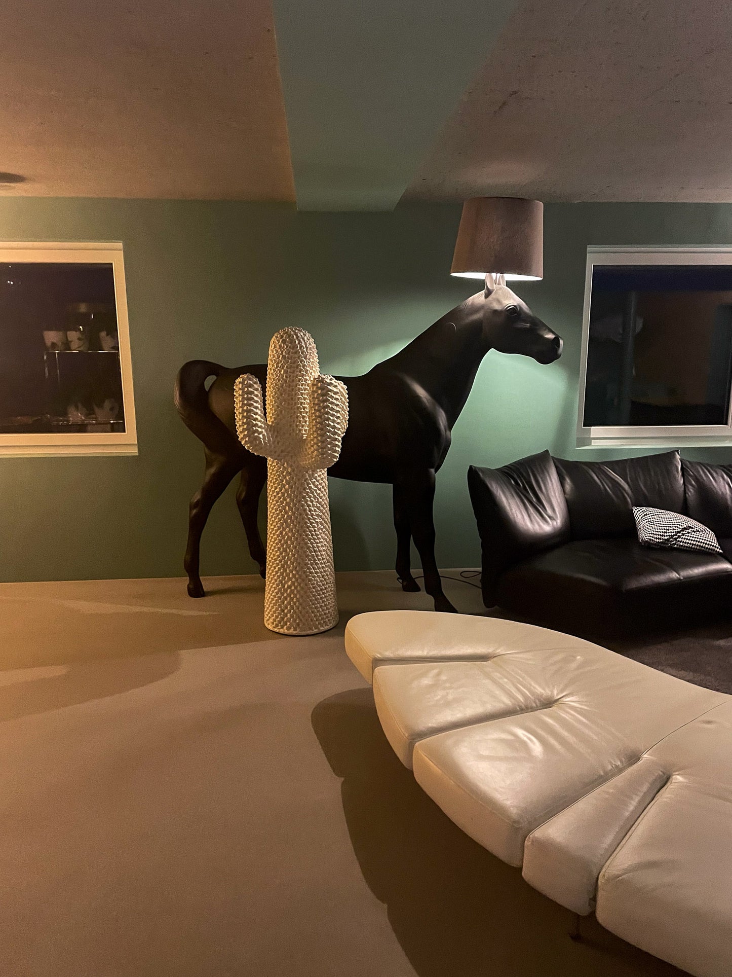 Moooi Horse Lamp Front Design