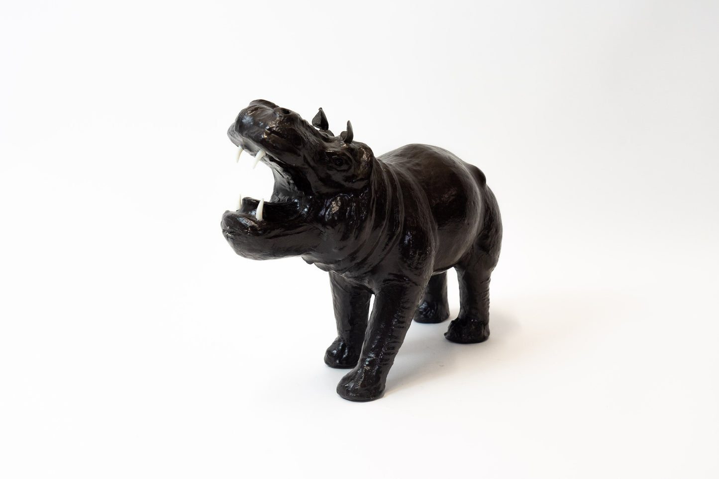 Nilpferd Skulptur
