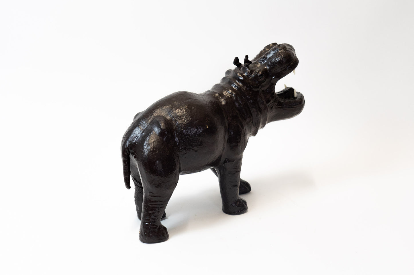 Nilpferd Skulptur