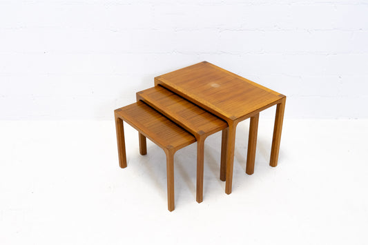 Satztische Teak