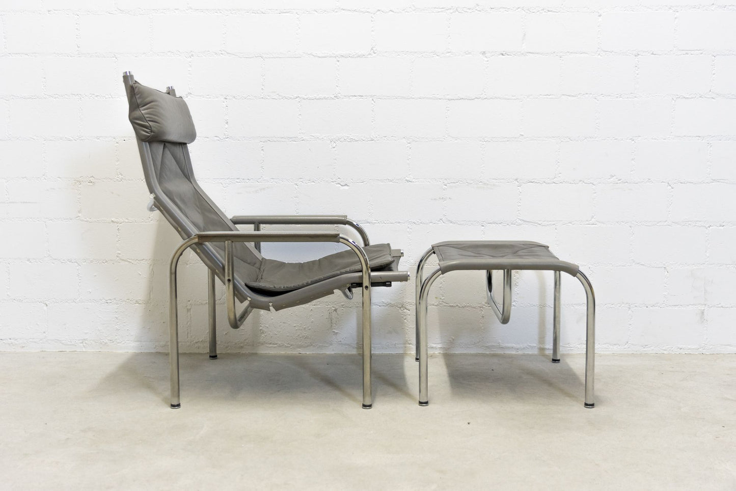 Strässle Hochlehner Hans Eichenberger mit Hocker Nr. 18