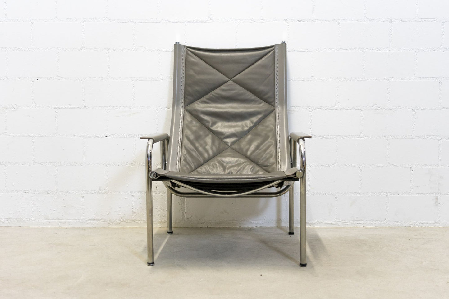 Strässle Hochlehner Hans Eichenberger mit Hocker Nr. 18