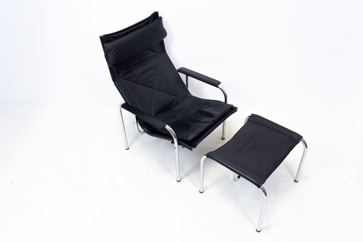 Strässle Eichenberger Hochlehner mit Hocker Nr. 31