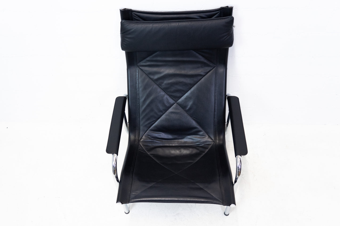 Strässle Eichenberger Hochlehner mit Hocker Nr. 31