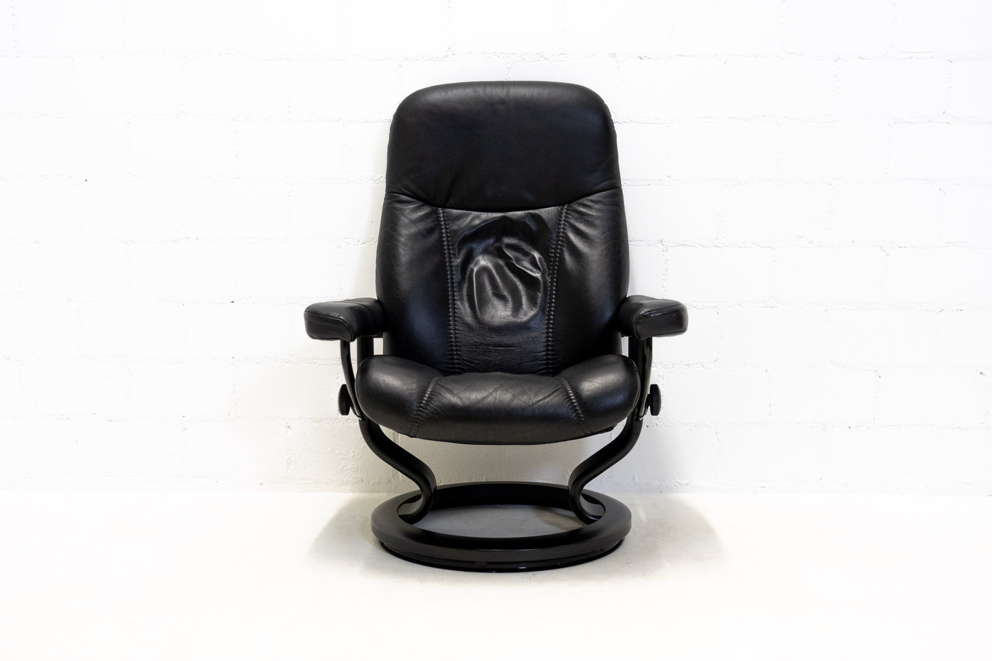 Stressless Consul Sessel mit Hocker Leder Nr. 17