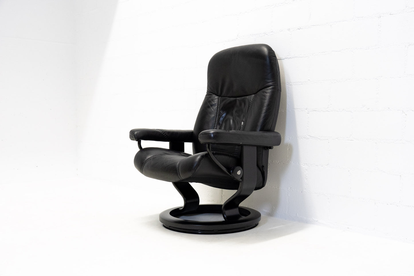 Stressless Consul Sessel mit Hocker Leder Nr. 17