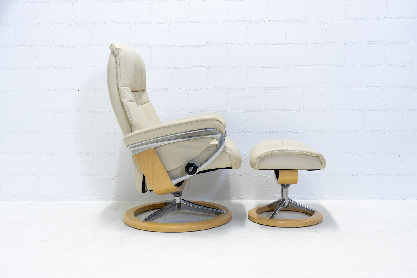 Stressless Sunrise Sessel mit Hocker Leder Nr. 5