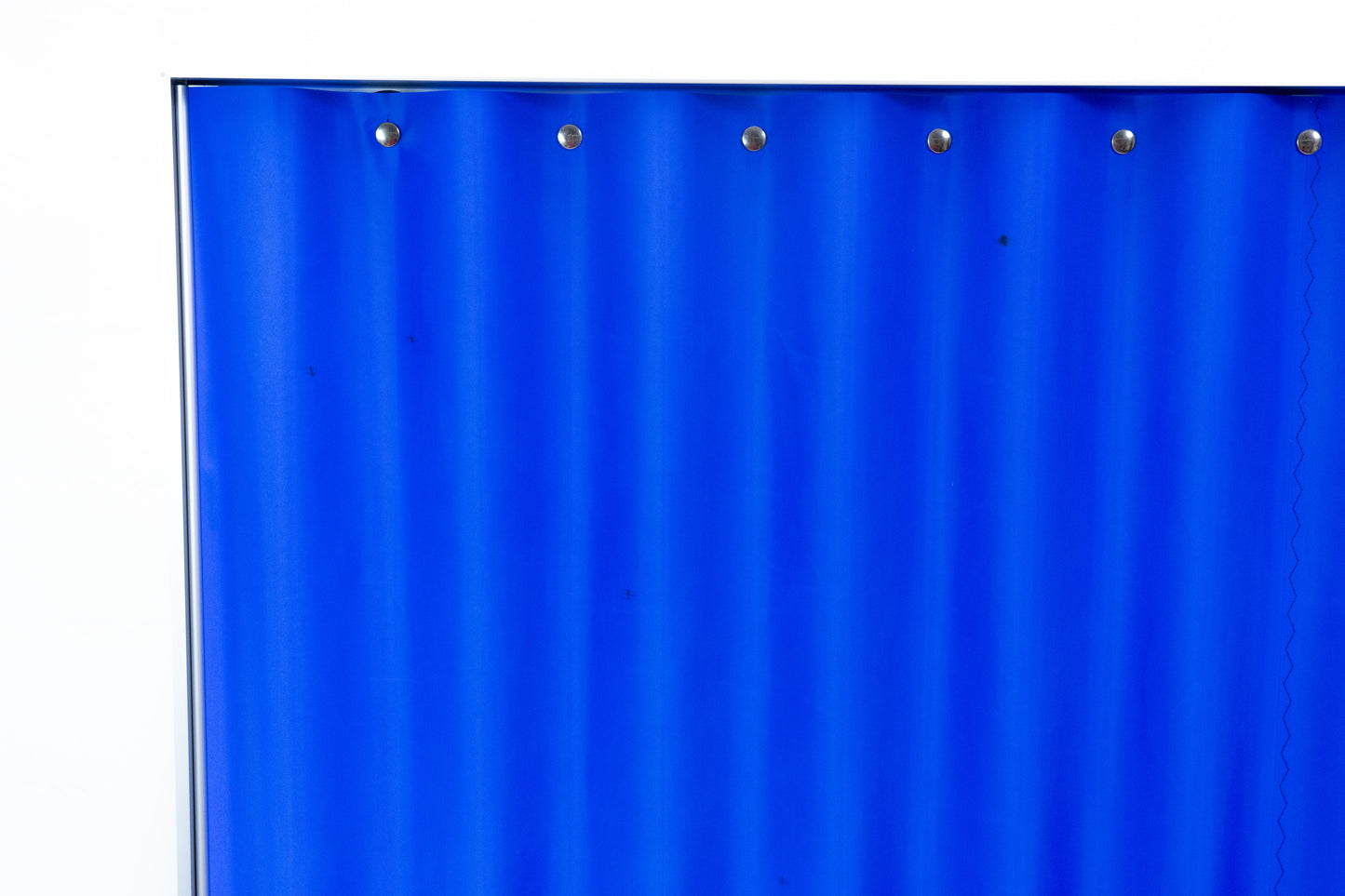 Thut Faltvorhang-Schrank Nr. 13