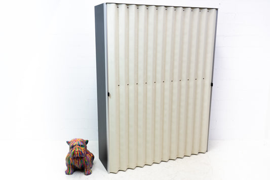 Thut Faltvorhang-Schrank Nr. 17