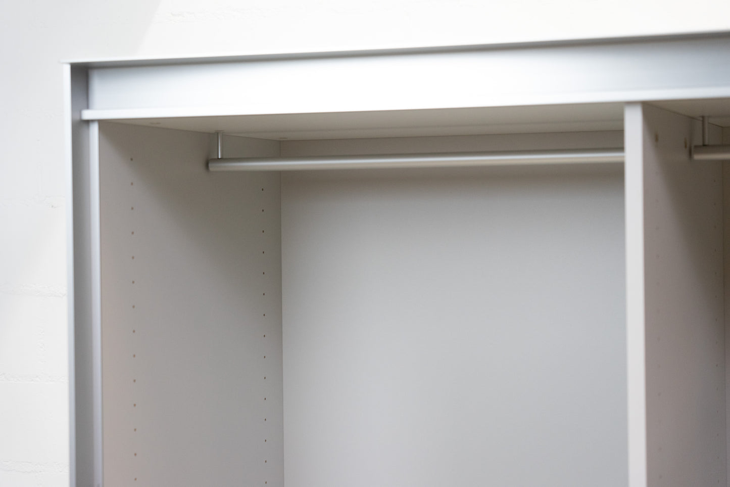Thut Faltvorhang-Schrank Nr. 18