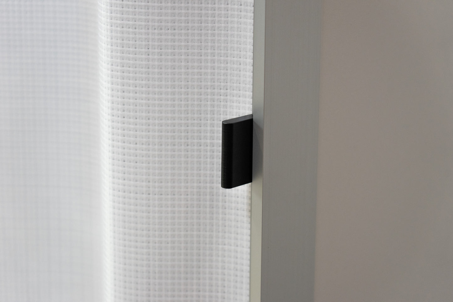 Thut Faltvorhang-Schrank Nr. 18