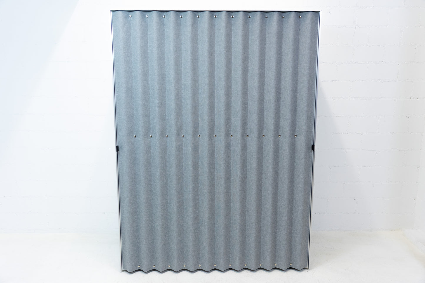 Thut Faltvorhang-Schrank Nr. 6