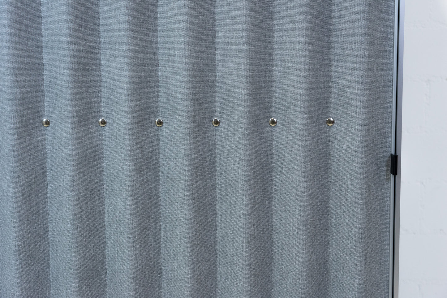 Thut Faltvorhang-Schrank Nr. 6