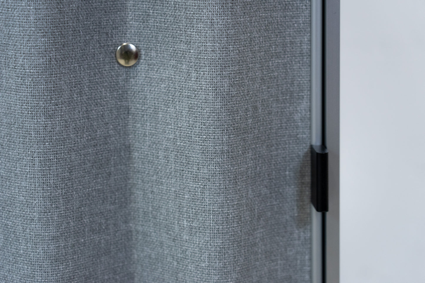 Thut Faltvorhang-Schrank Nr. 6