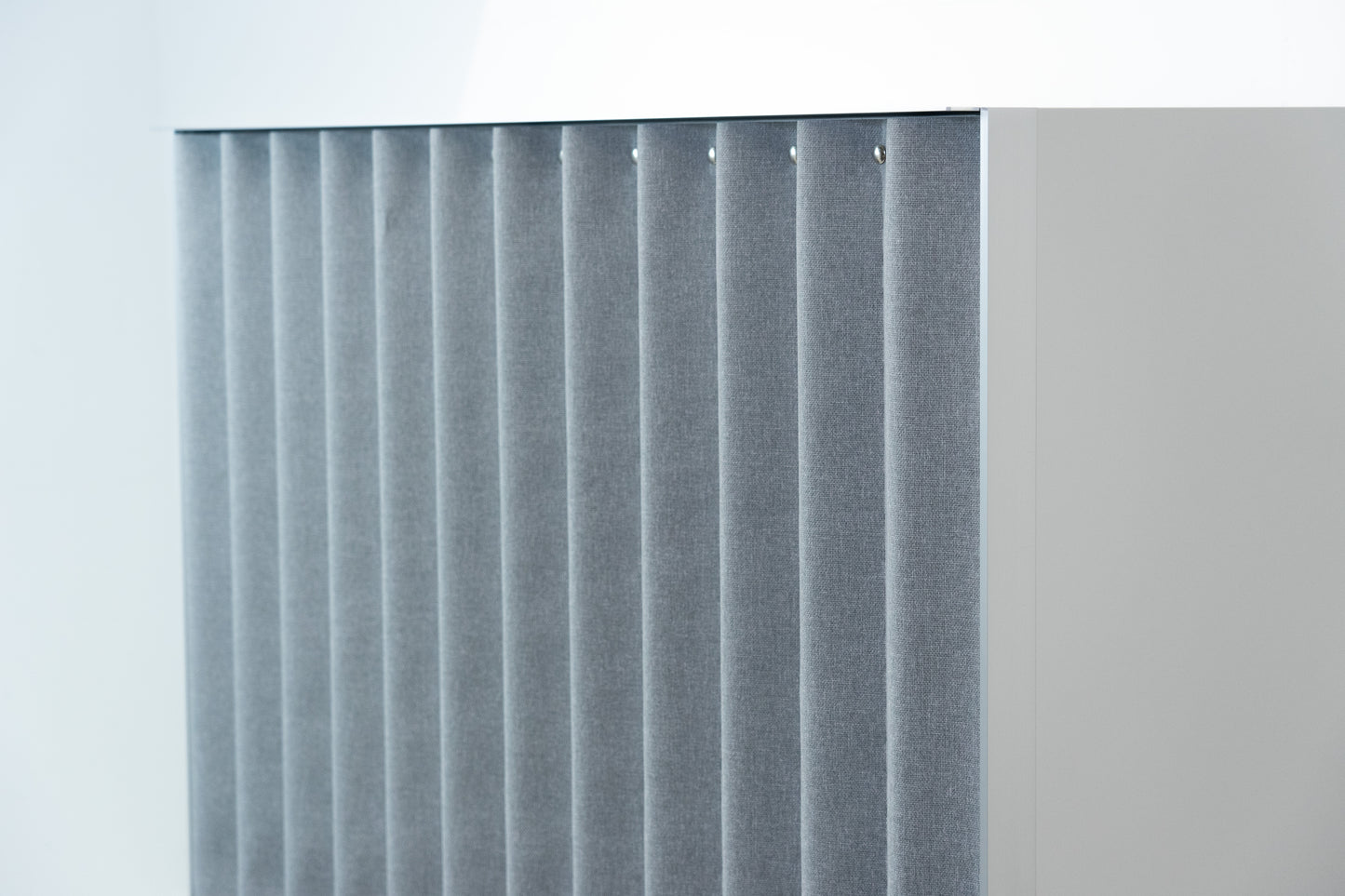 Thut Faltvorhang-Schrank Nr. 6