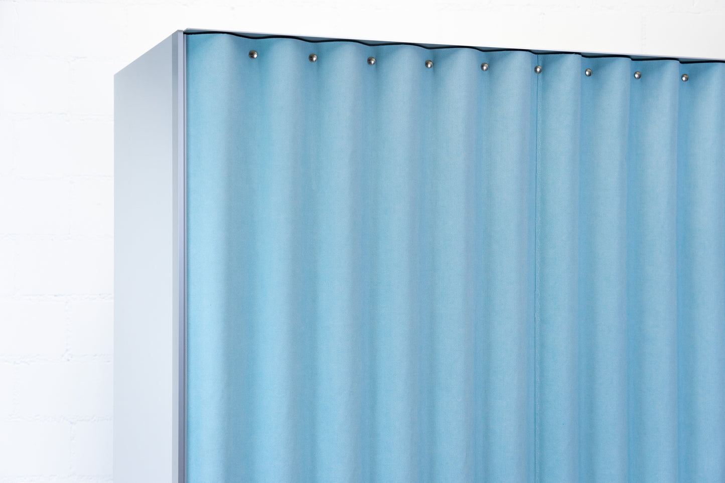 Thut Faltvorhang-Schrank Nr. 7