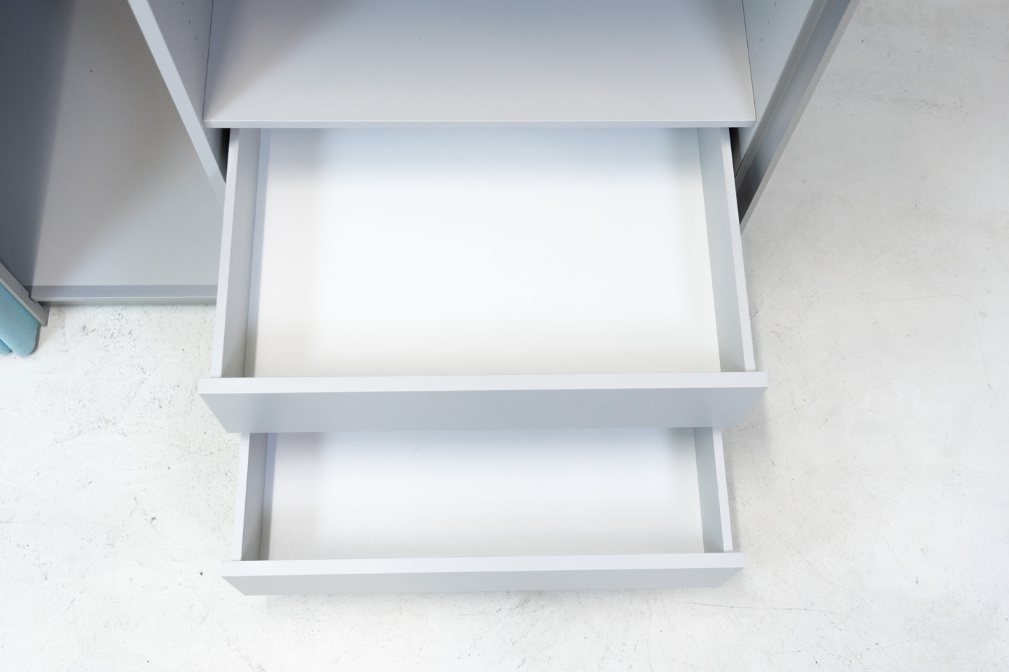 Thut Faltvorhang-Schrank Nr. 7