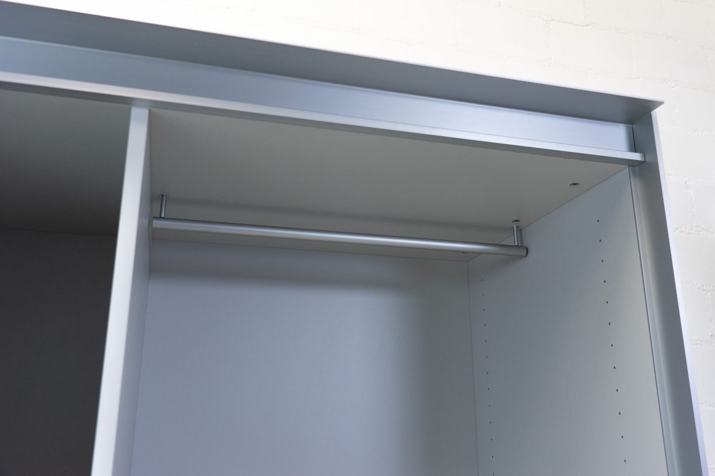 Thut Faltvorhang-Schrank Nr. 7