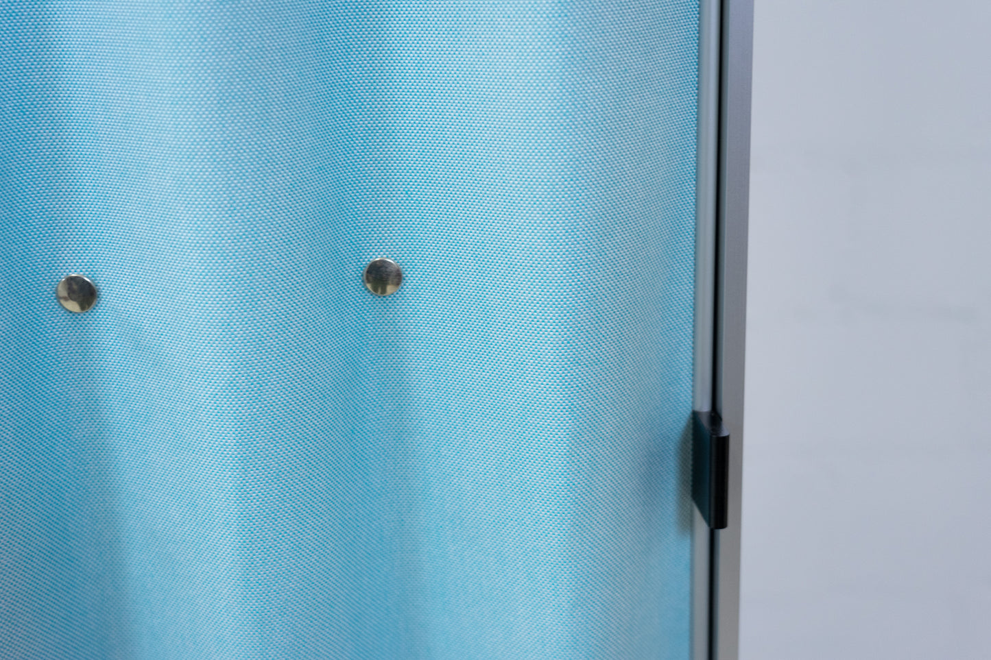 Thut Faltvorhang-Schrank Nr. 7