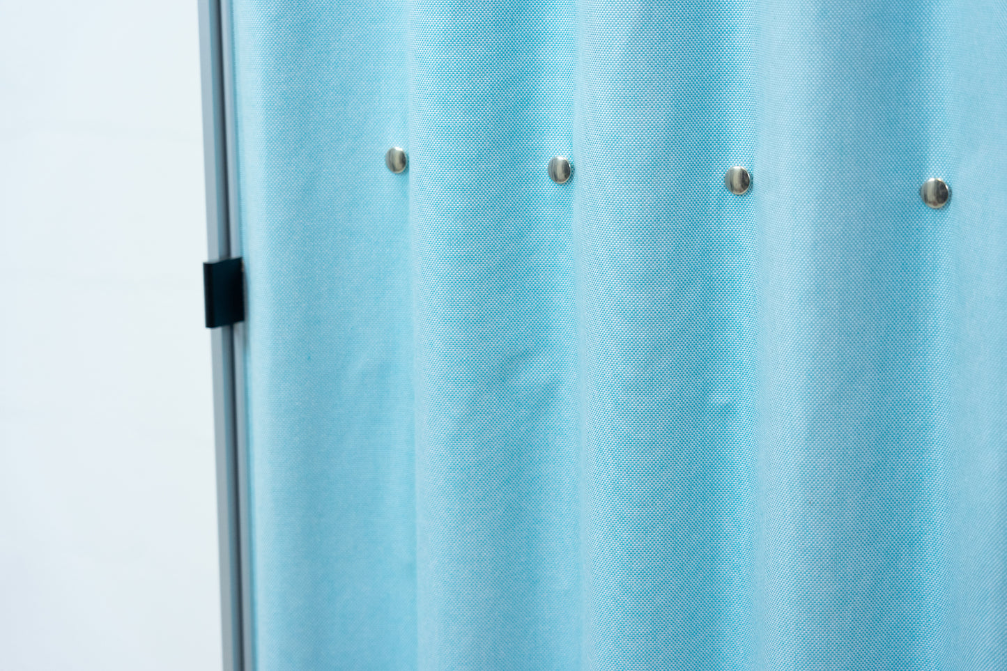 Thut Faltvorhang-Schrank Nr. 7