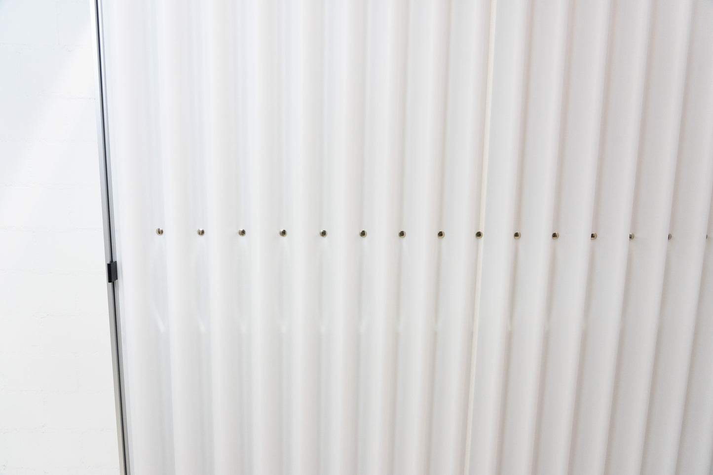 Thut Faltvorhang-Schrank Nr. 9