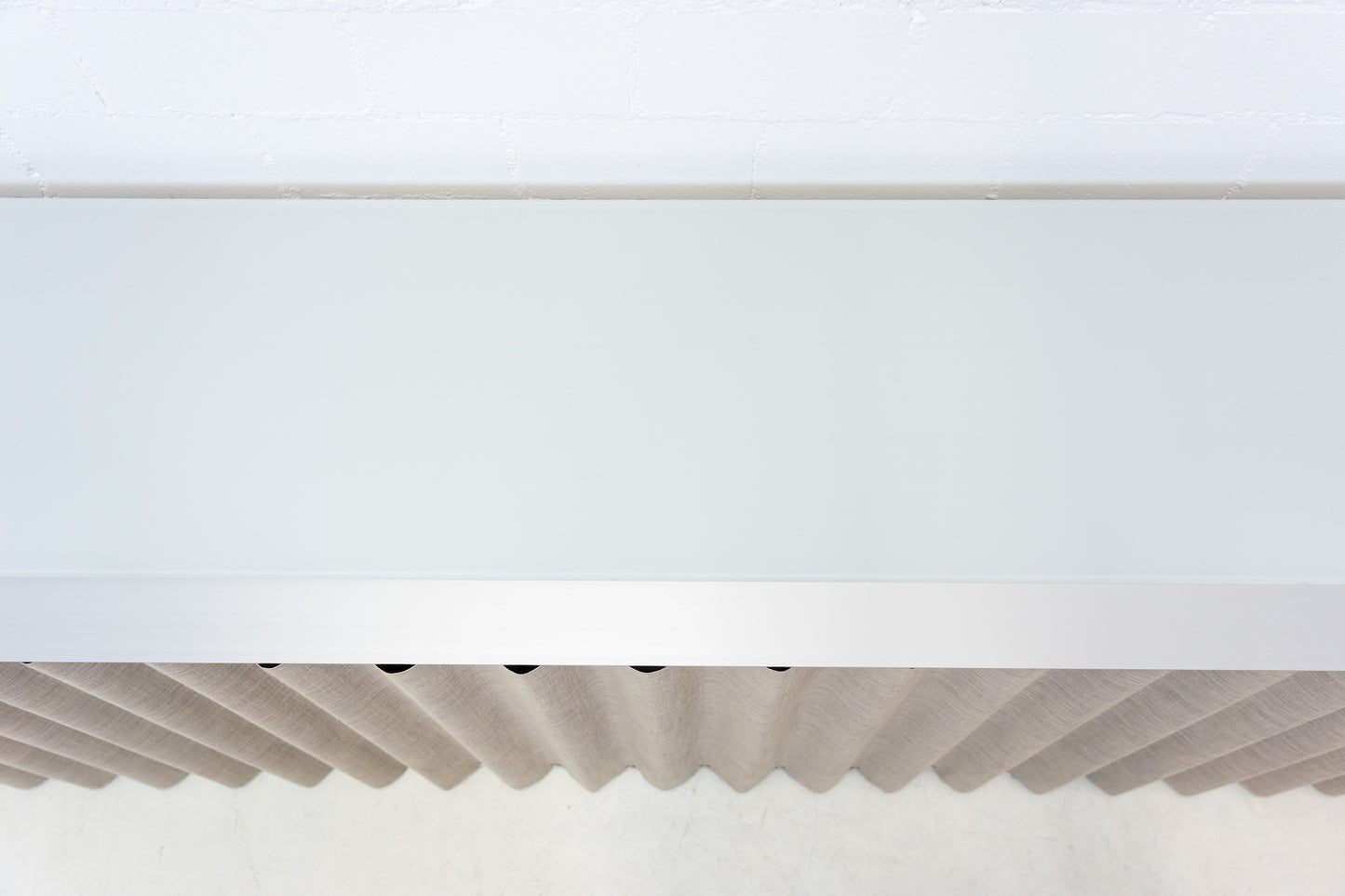 Thut Faltvorhang-Sideboard Nr. 1