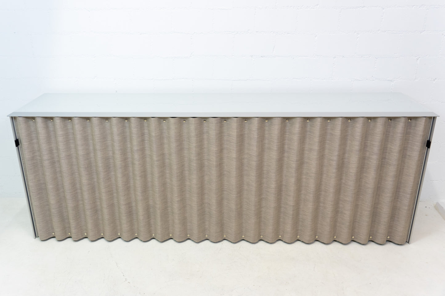 Thut Faltvorhang-Sideboard Nr. 1