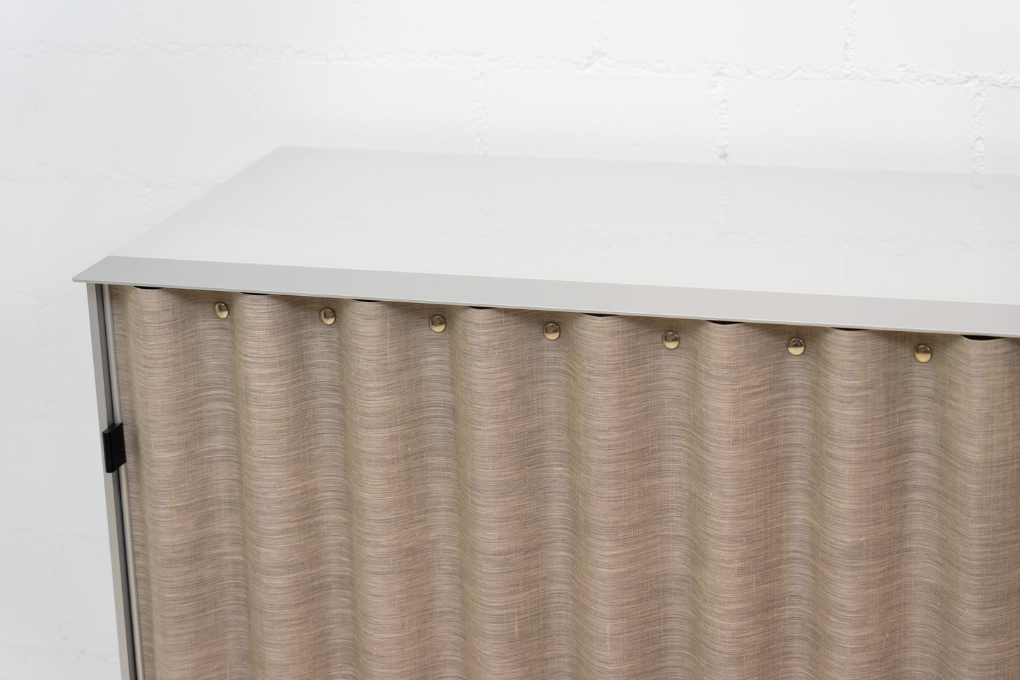 Thut Faltvorhang-Sideboard Nr. 1