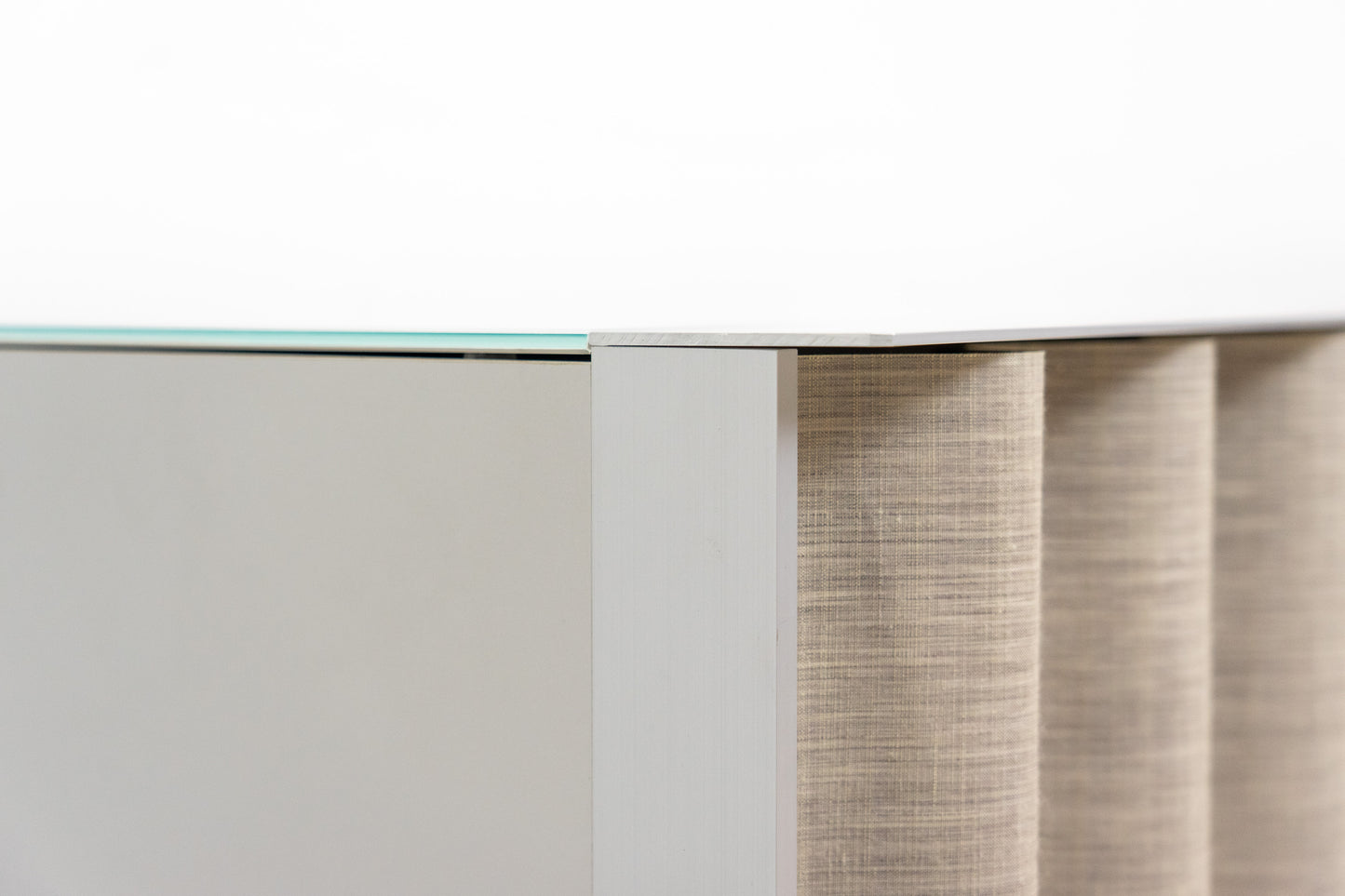 Thut Faltvorhang-Sideboard Nr. 1