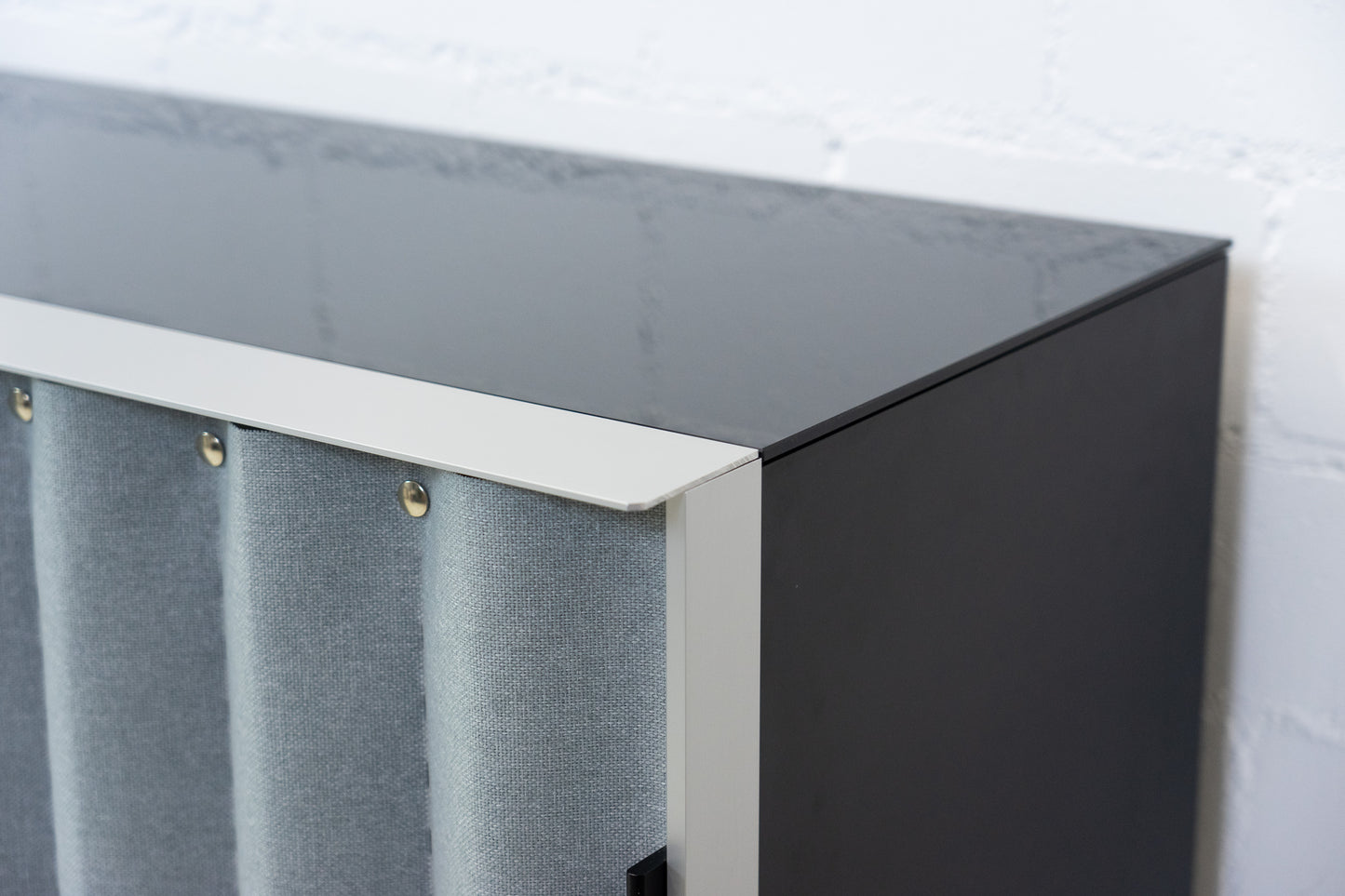 Thut Faltvorhang-Sideboard Nr. 2