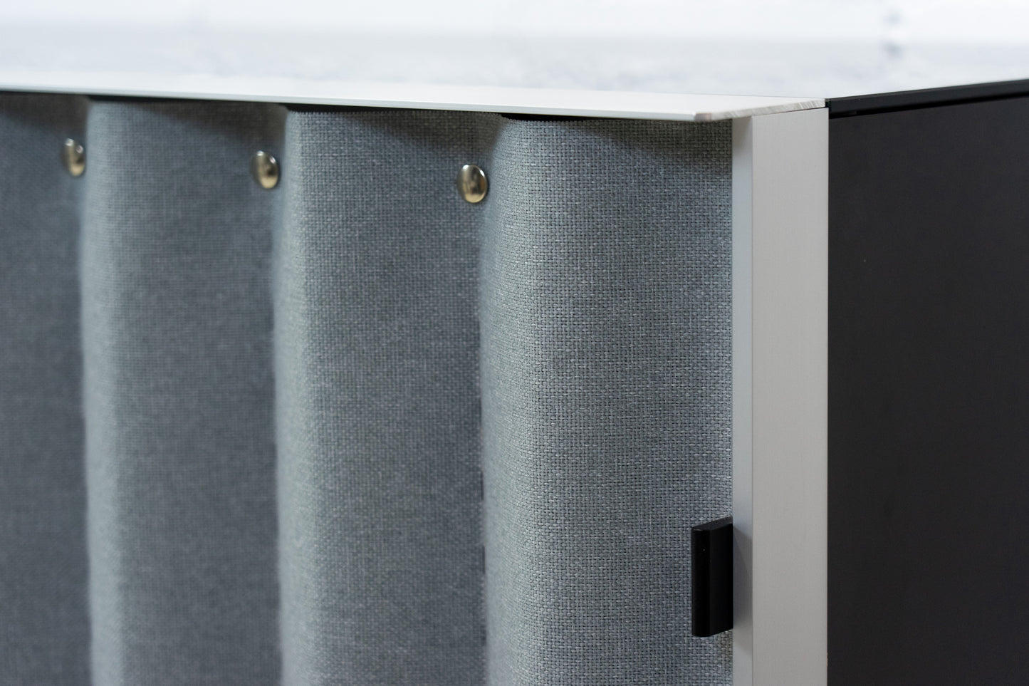 Thut Faltvorhang-Sideboard Nr. 2