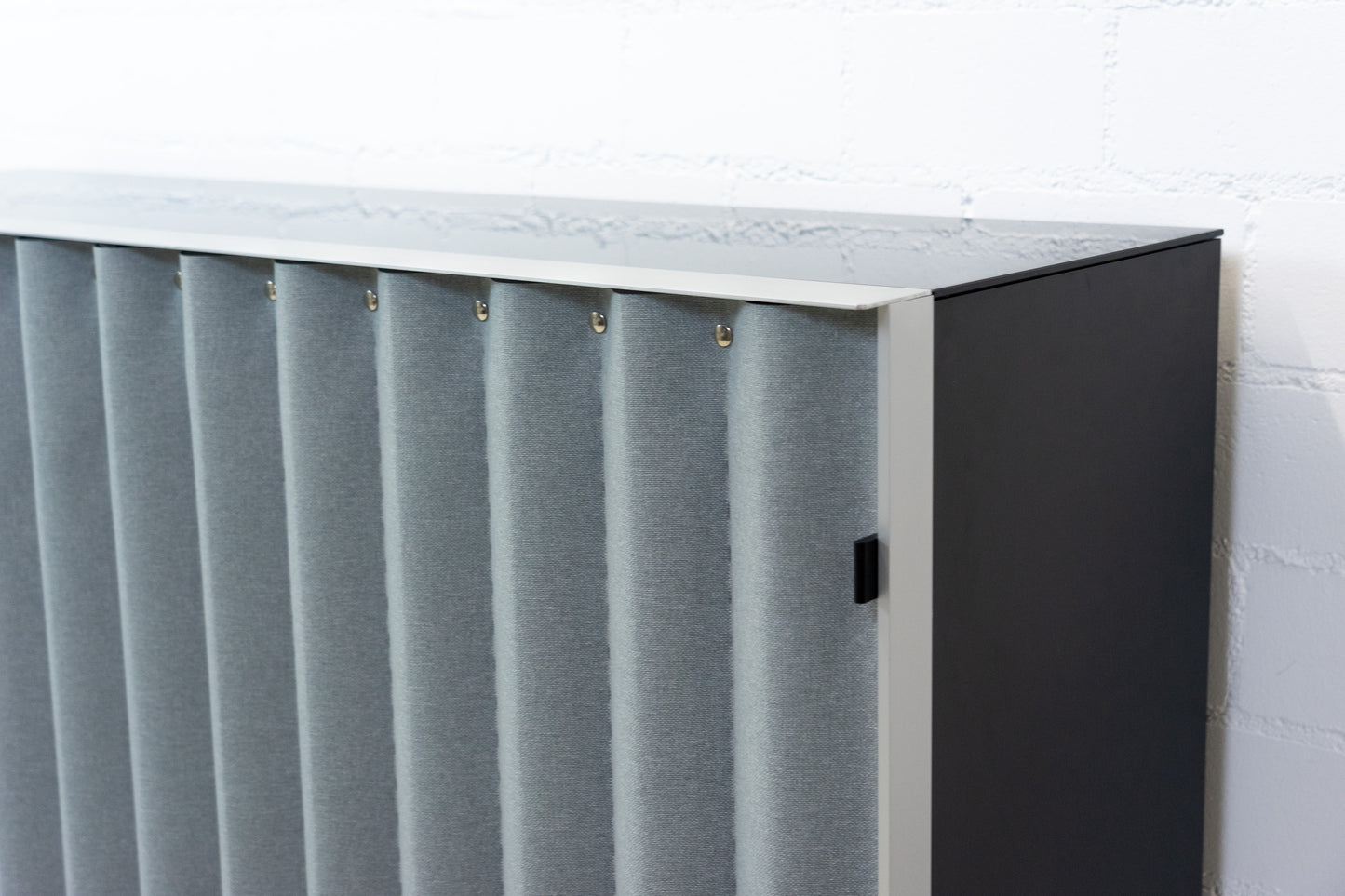 Thut Faltvorhang-Sideboard Nr. 2