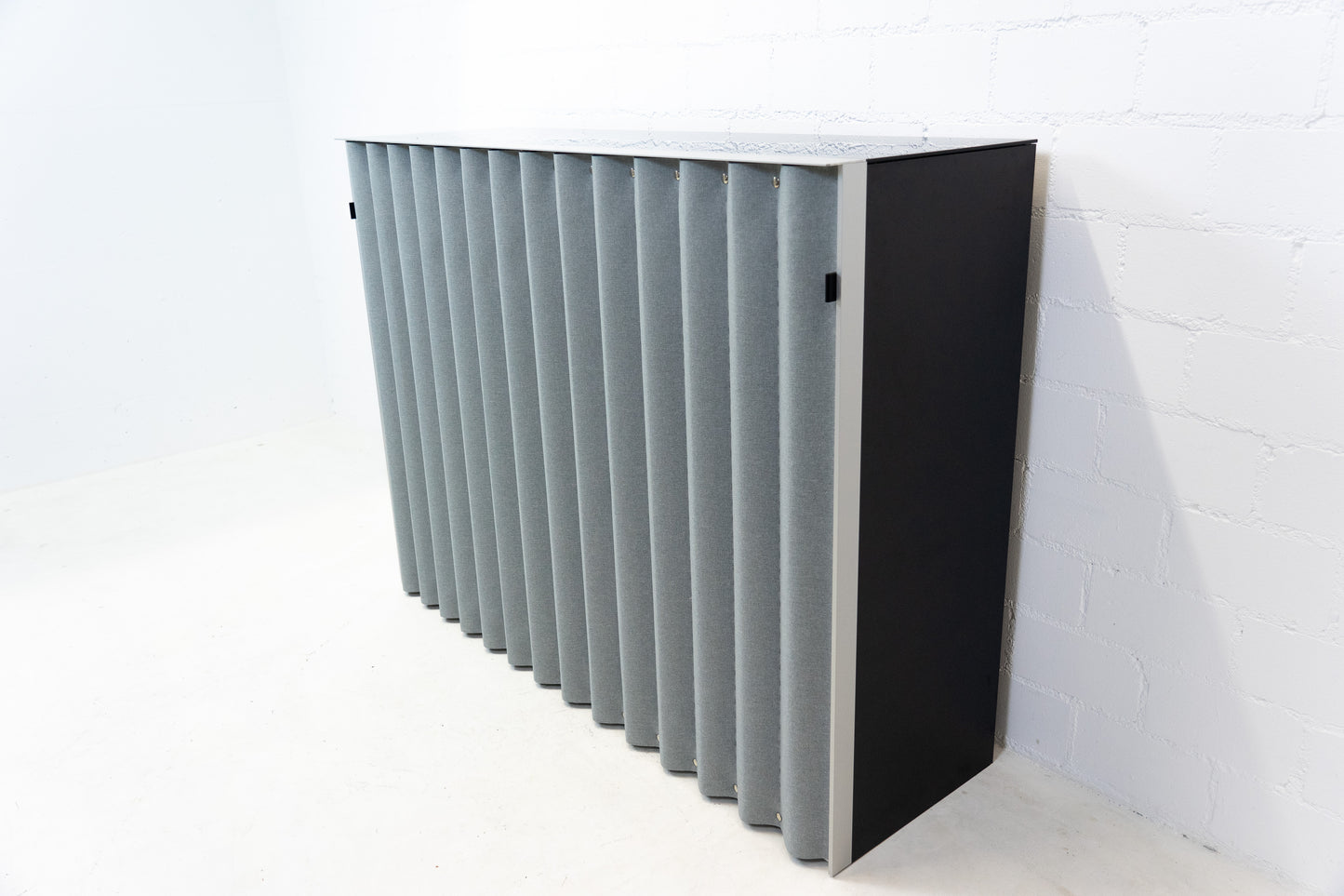 Thut Faltvorhang-Sideboard Nr. 2