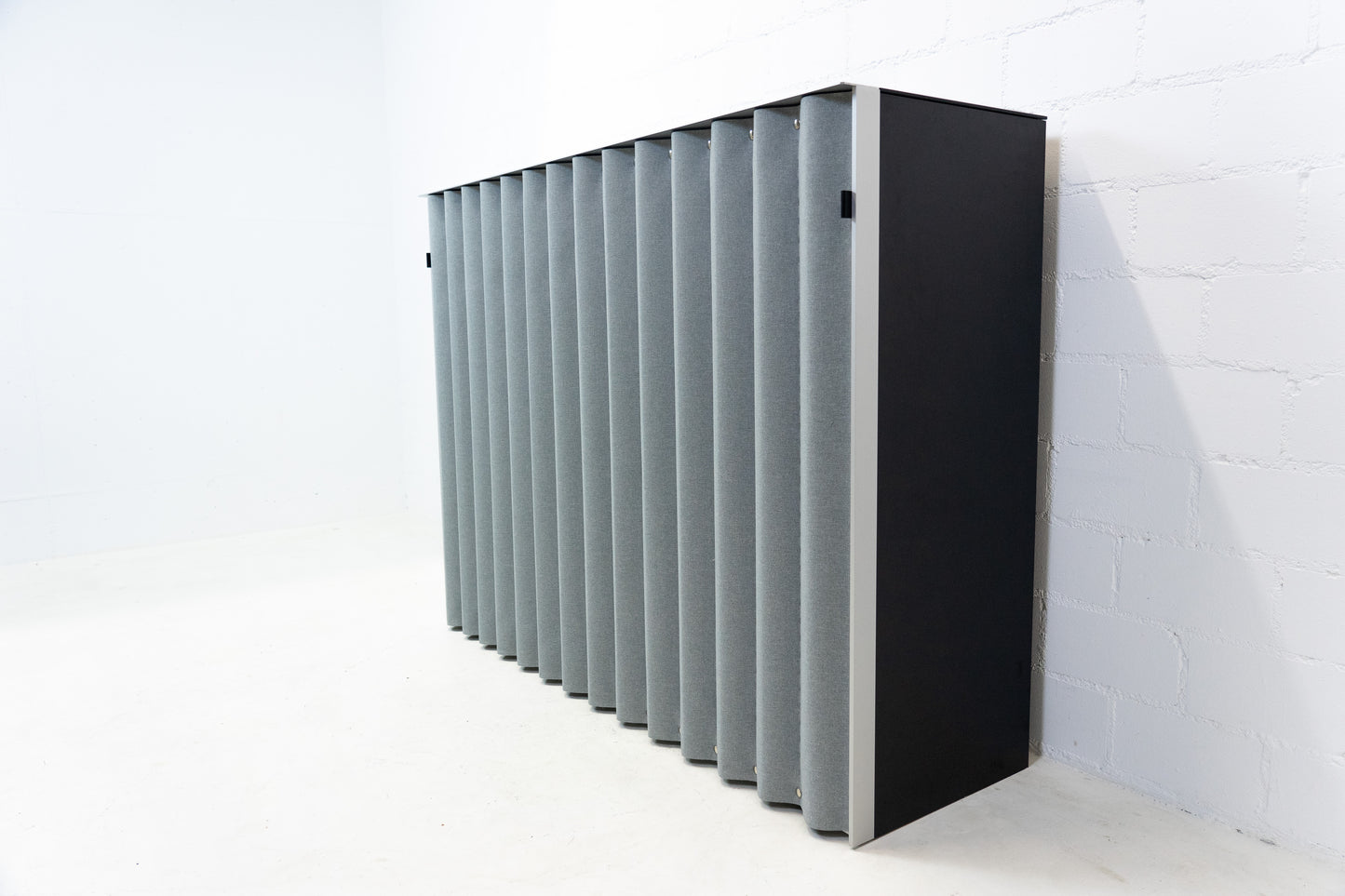 Thut Faltvorhang-Sideboard Nr. 2