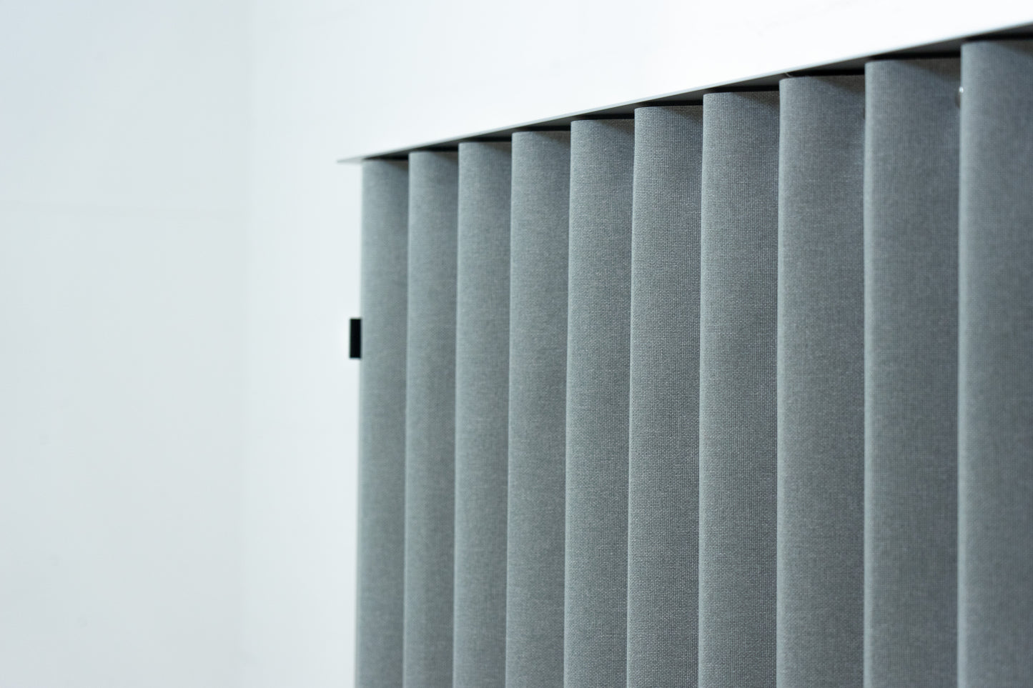 Thut Faltvorhang-Sideboard Nr. 2