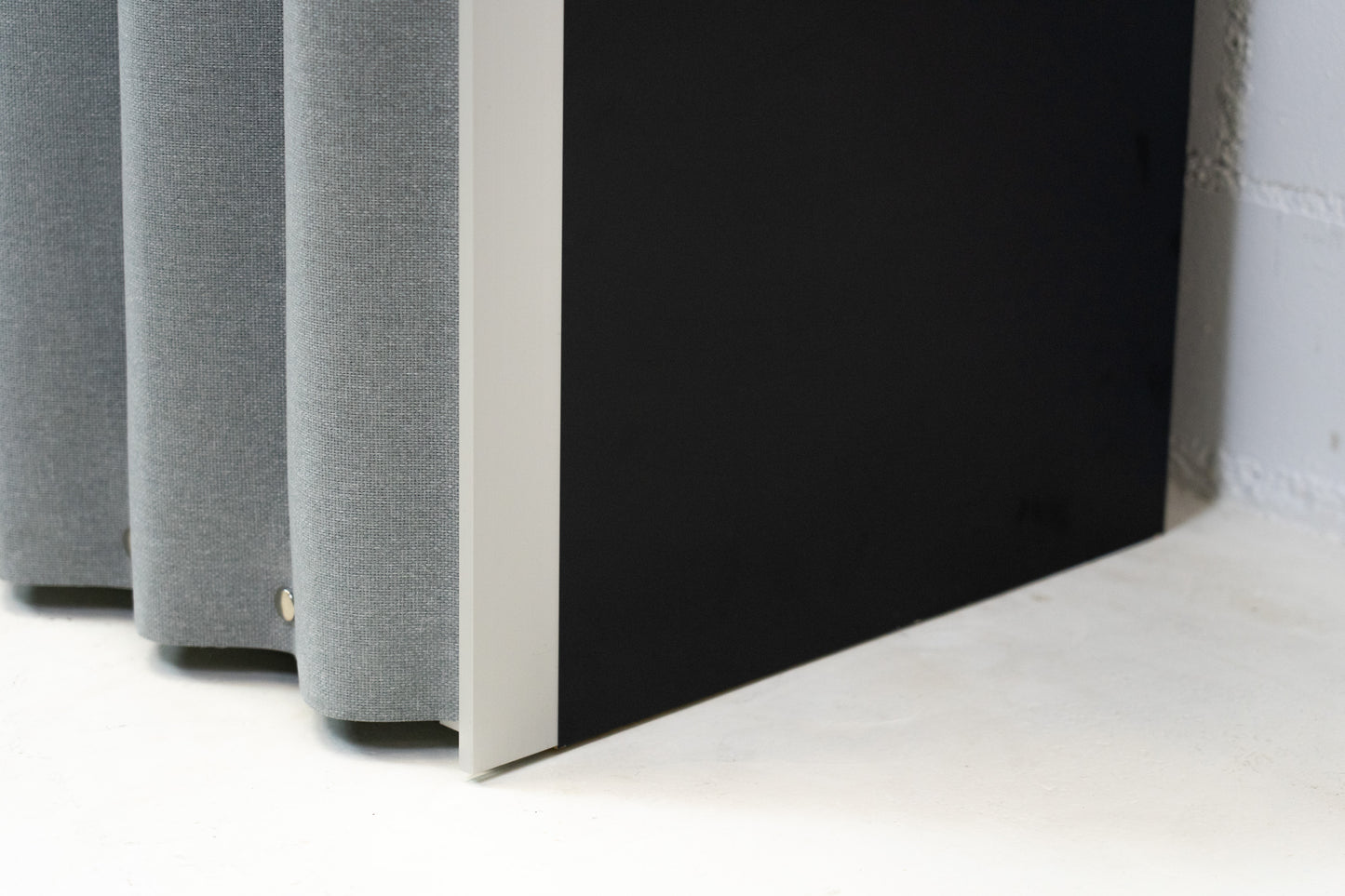 Thut Faltvorhang-Sideboard Nr. 2