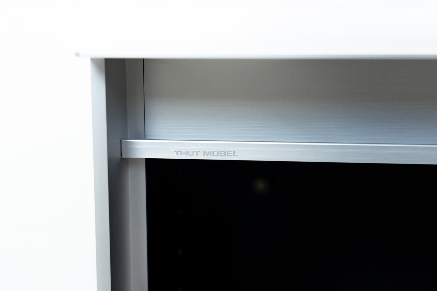 Thut Faltvorhang-Sideboard Nr. 2