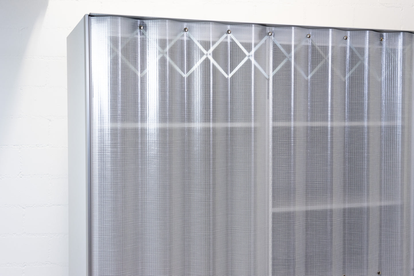 Thut Faltvorhang-Schrank Nr. 4