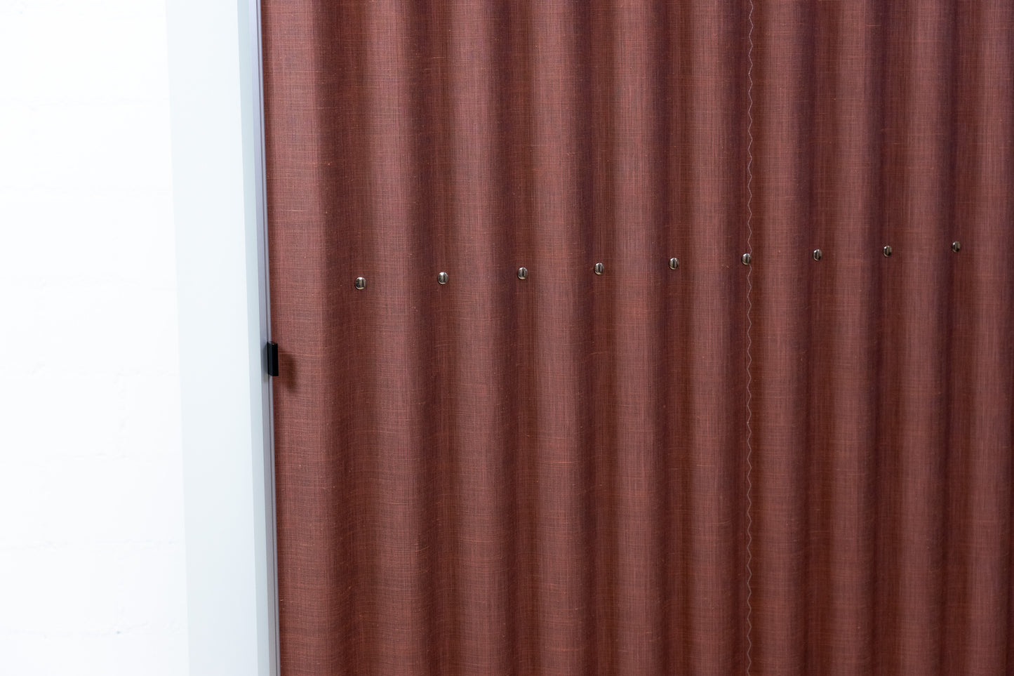 Thut Faltvorhang-Schrank Nr. 2