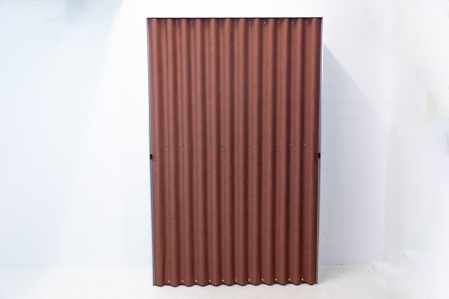 Thut Faltvorhang-Schrank Nr. 2