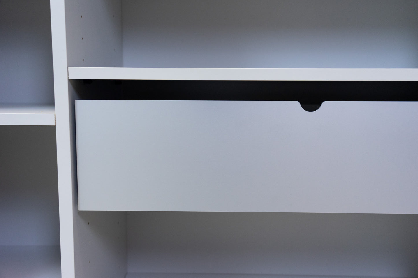 Thut Faltvorhang-Schrank Nr. 2