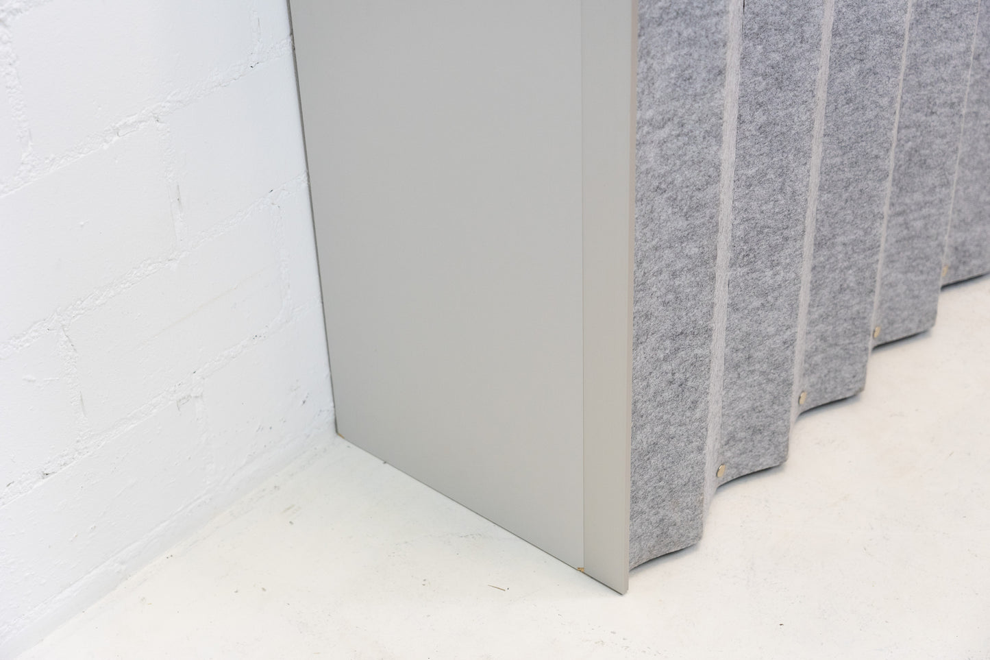 Thut Faltvorhang-Schrank Nr. 3