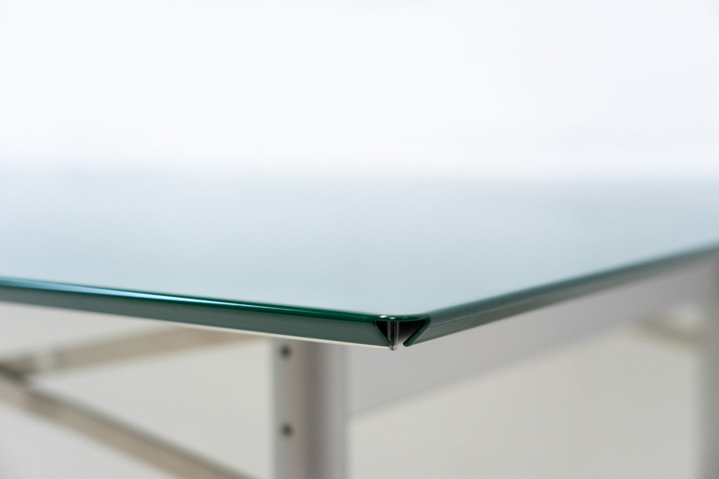 Thut Scheren-Tisch 500 Nr. 8