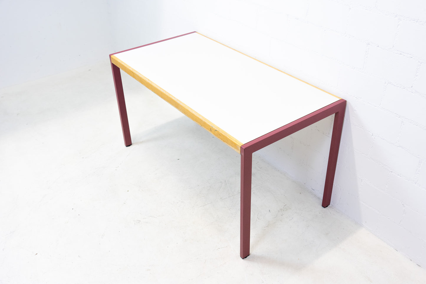 Embru Tisch Holz Metall Nr. 1