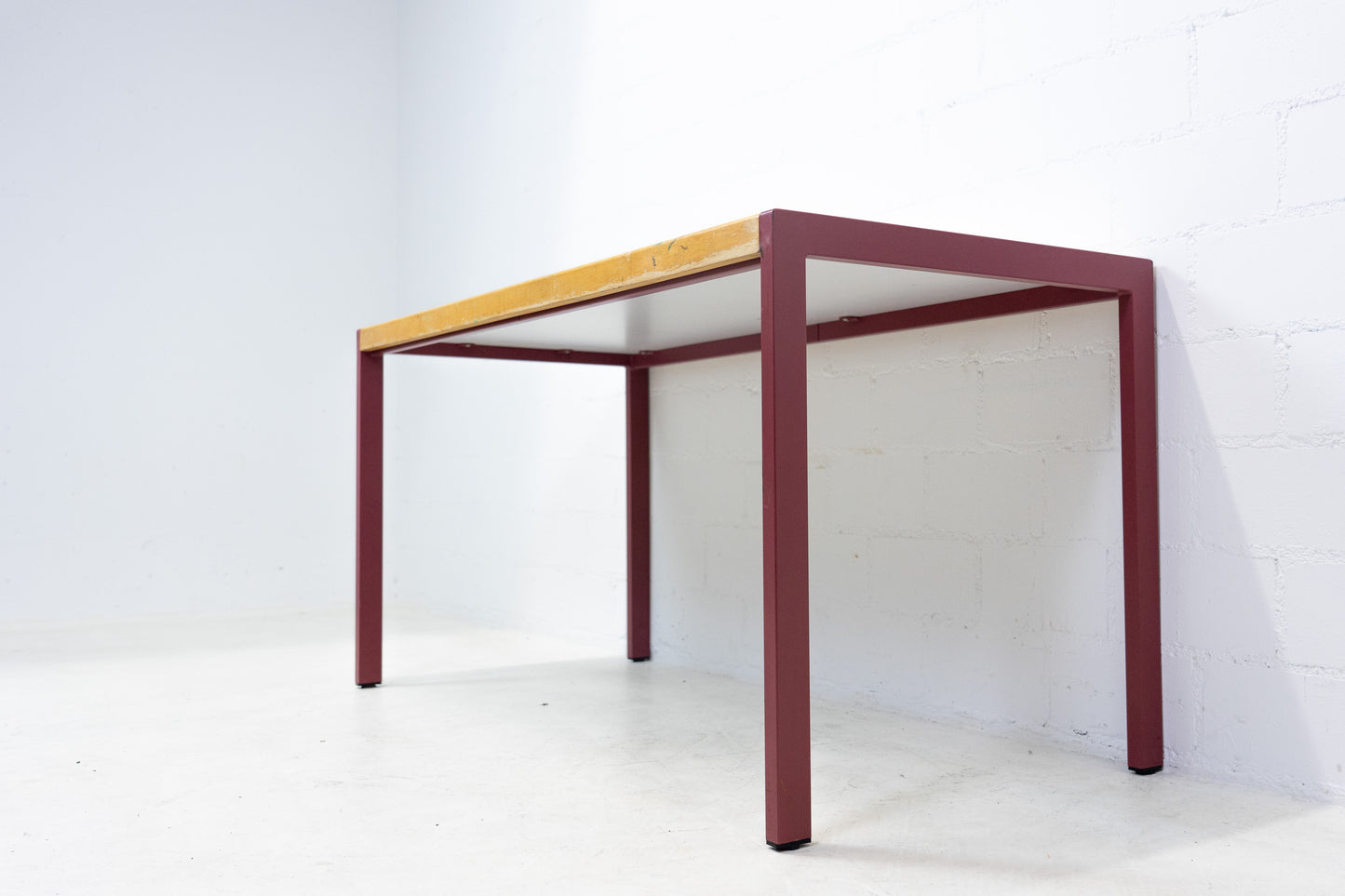 Embru Tisch Holz Metall Nr. 1