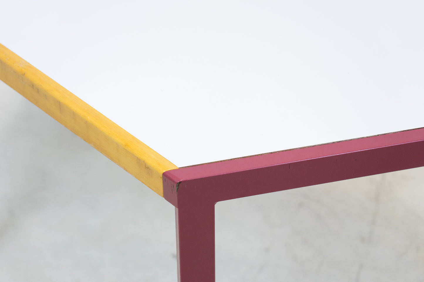 Embru Tisch Holz Metall Nr. 2