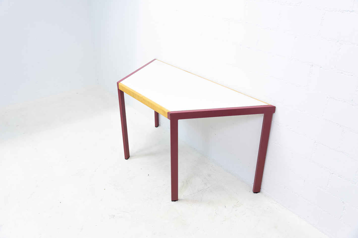 Embru Tisch Holz Metall Nr. 2